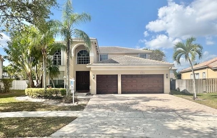 1104 NW 139th Ave