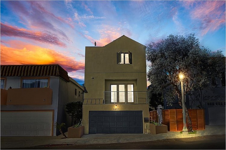 6644 Vista del Mar