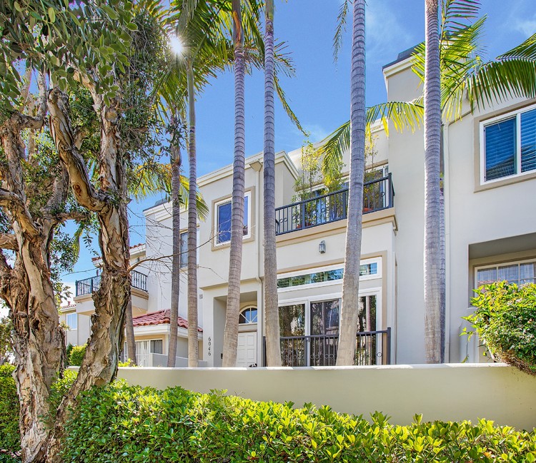 6046 Shadowbrook Circle