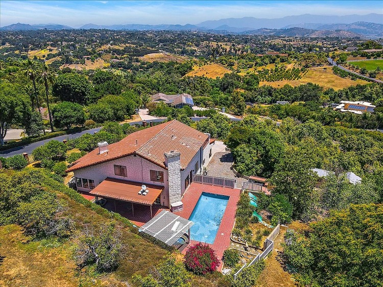 436 Rancho Camino