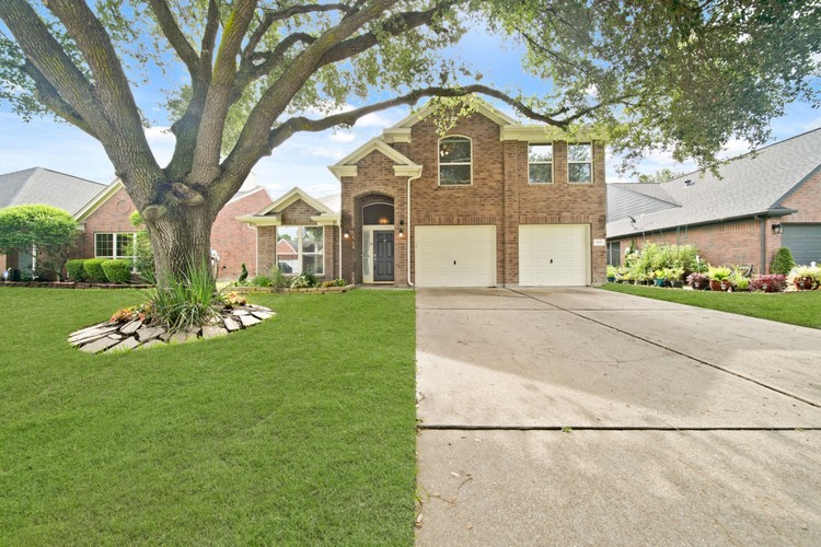 3022 Valley Spring Trl