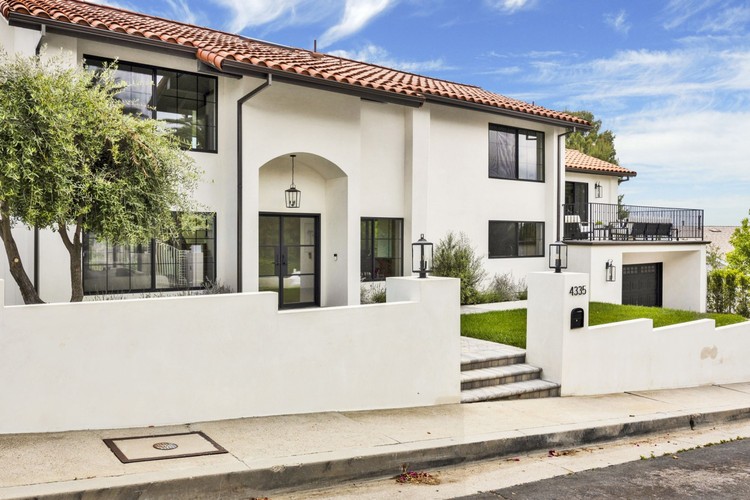 house photo 2