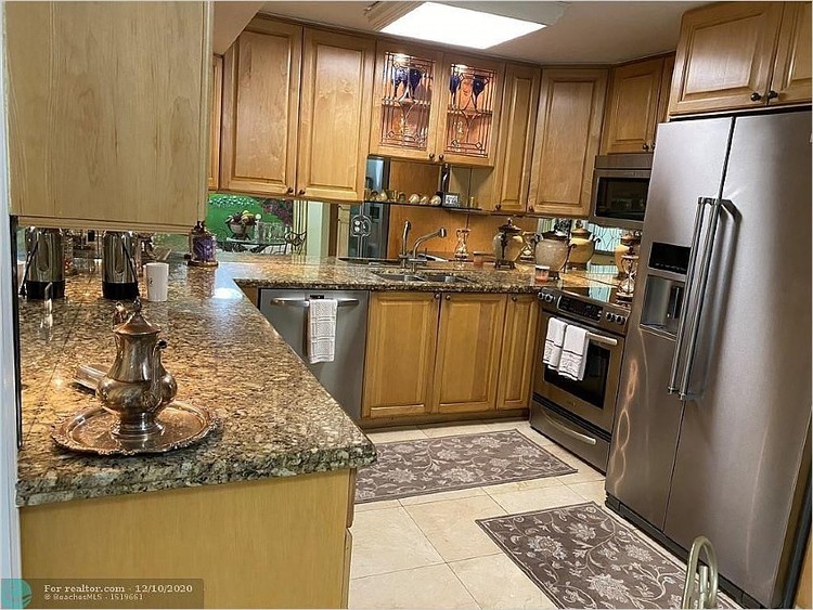4020 Galt Ocean Dr