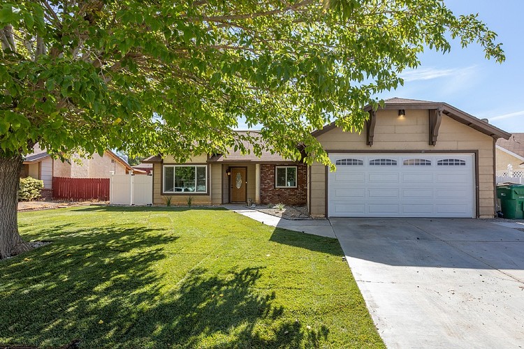 2058 E Avenue R12