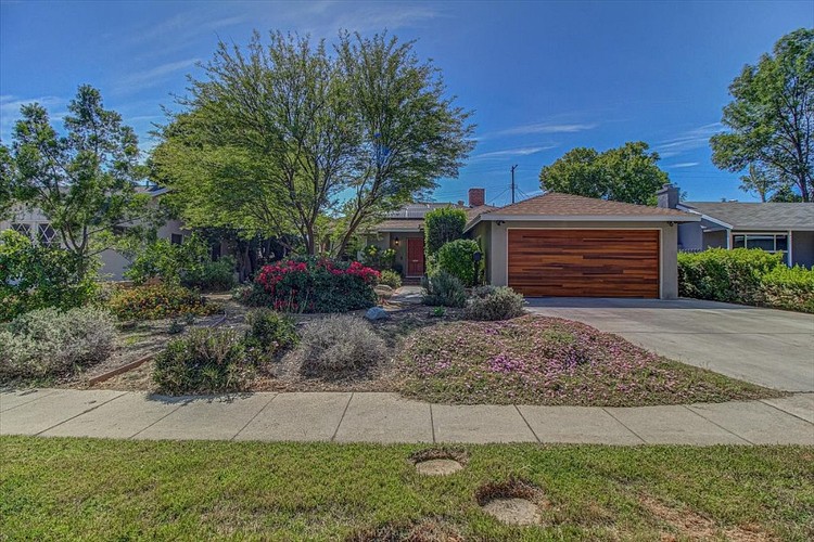 8037 Sunnybrae Ave.