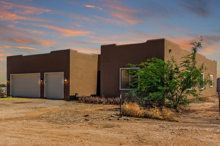 25535 W Hunter Drive