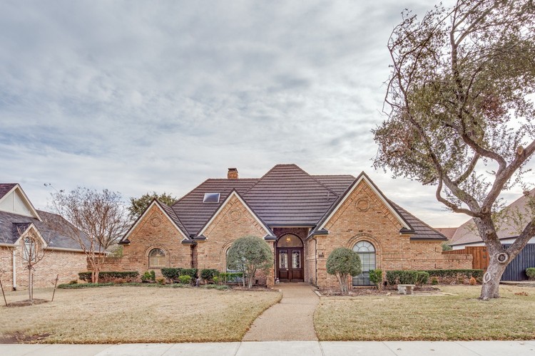 3212 Breton Dr
