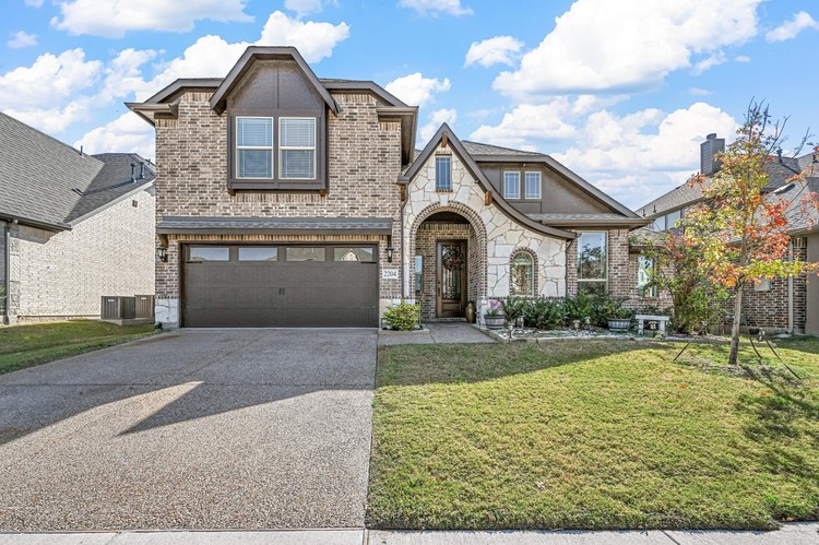2204 Vista Ridge Rd