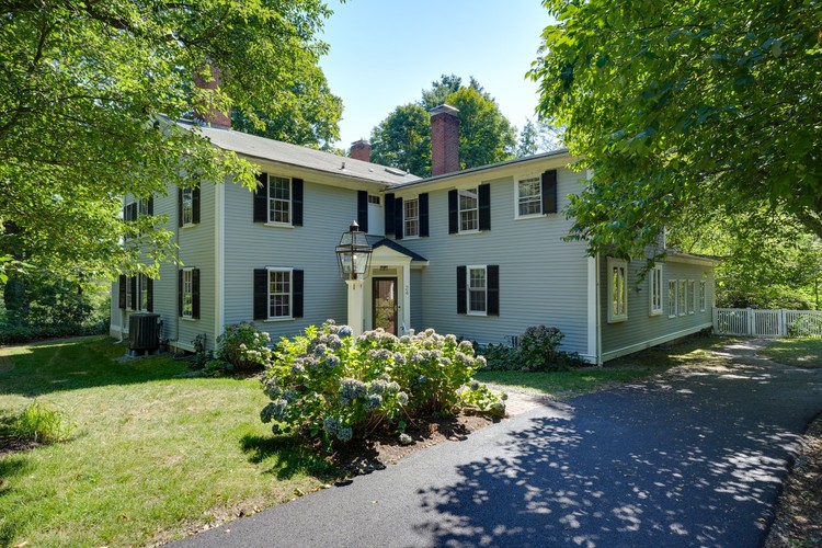 24 Leominster Road