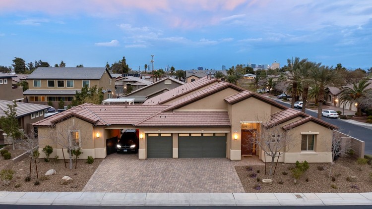 3870 Valles Caldera Court