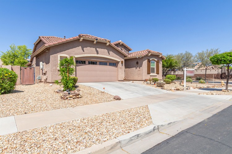 16468 W Mariposa Grande