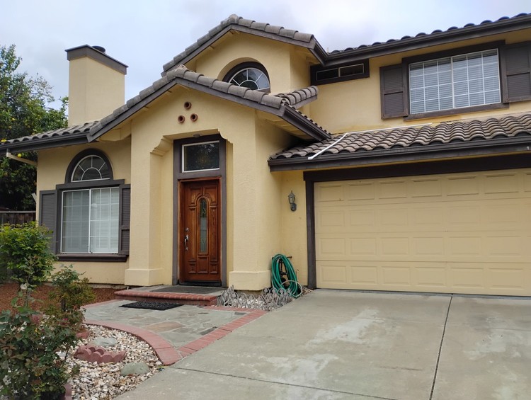 24909 Avocado Ct