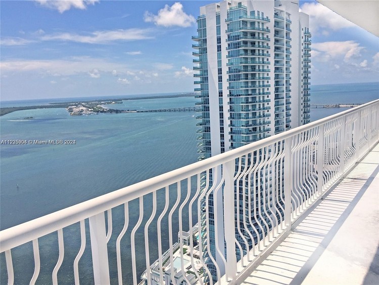 1200 Brickell Bay Dr