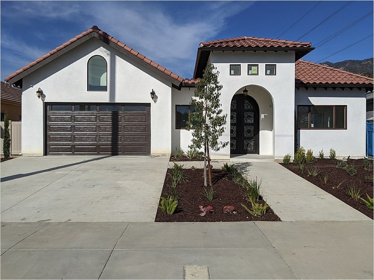 3143 E Sierra Madre Blvd