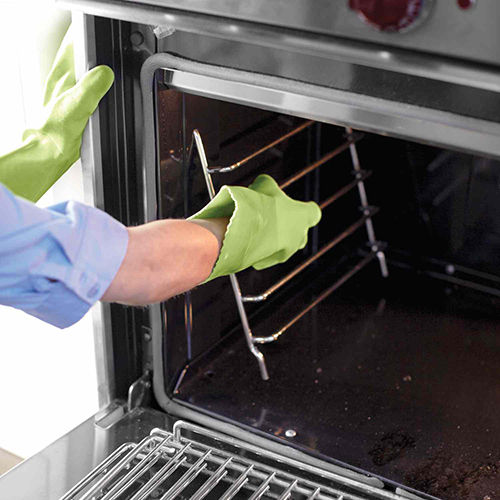 2Hr Kitchen Cleaning with products