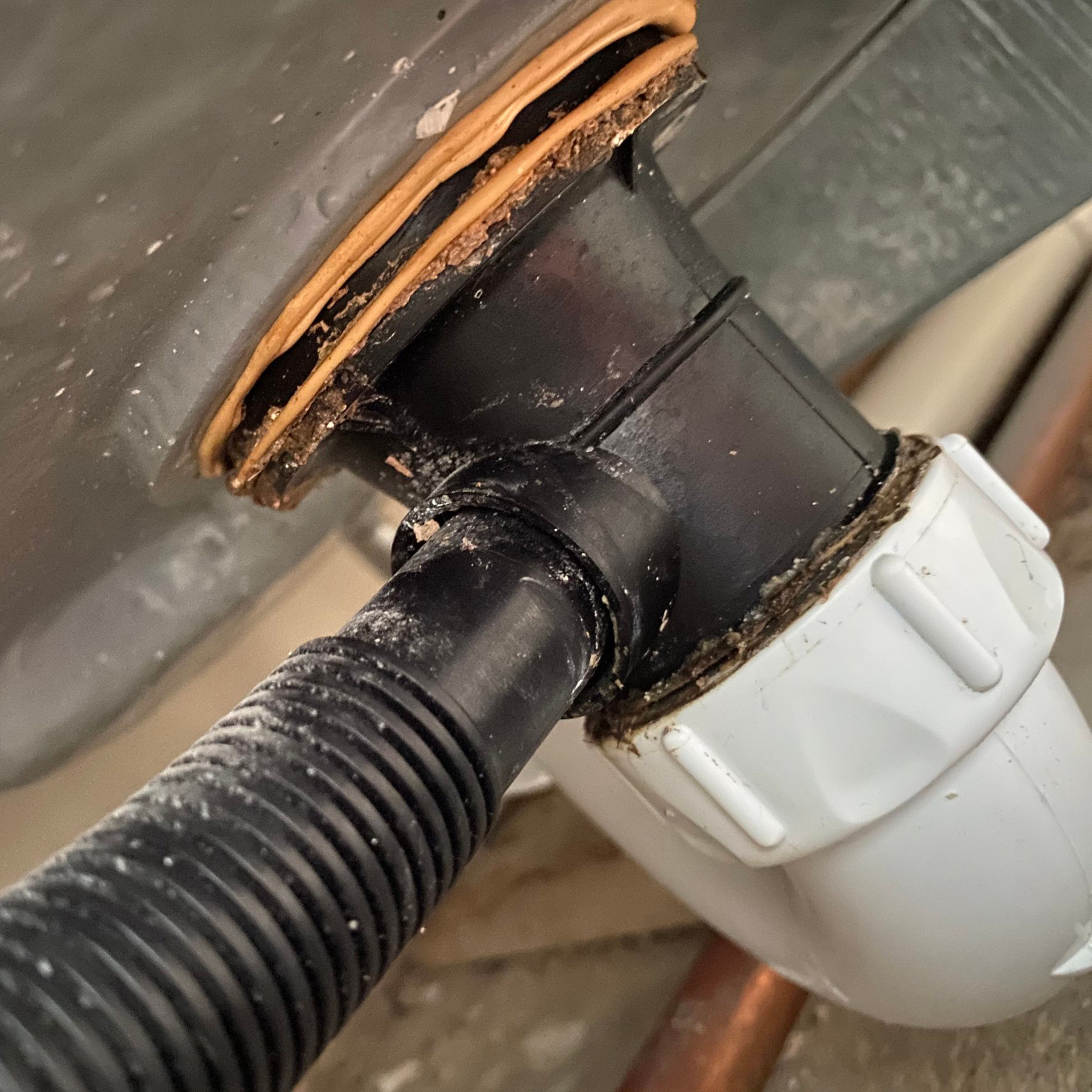 Bath Leaking Repair Service