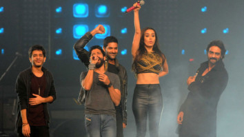 Throwback To Sinbad The Sailor With Farhan Akhtar At Rock On 2 Concert