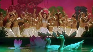 20 Years Of Main Hoon Na: Farah Khan talks about shooting for ‘Tumse Milke Dil Ka Hai’: “The swans would turn green in the coloured water. In today’s times, PETA would have come and caught us”