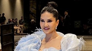 Sunny Leone all dolled up looking like the frozen princess