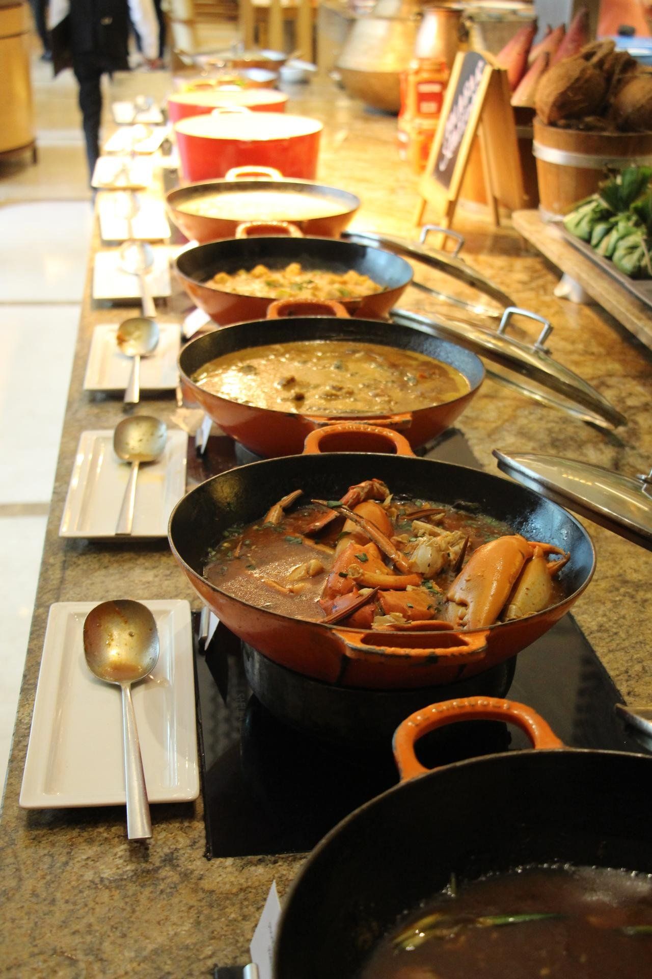 Buffet dishes at Marriott Whitefield in Bengaluru - BookMyBuffet