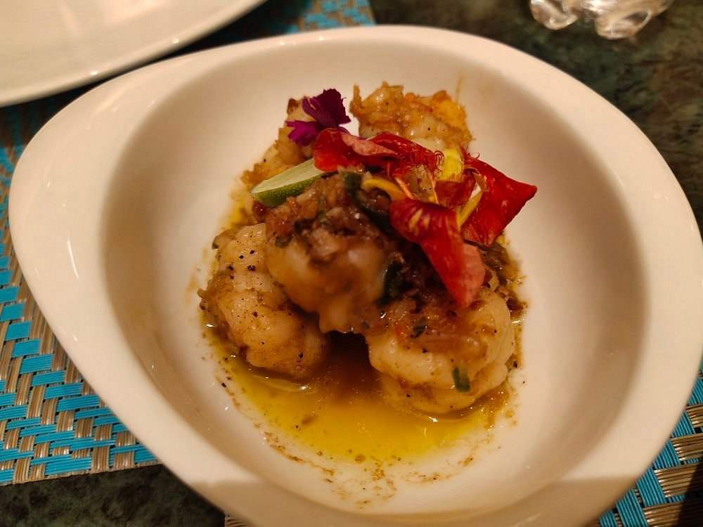 Luxury buffet dining at ITC Grand Central - BookMyBuffet