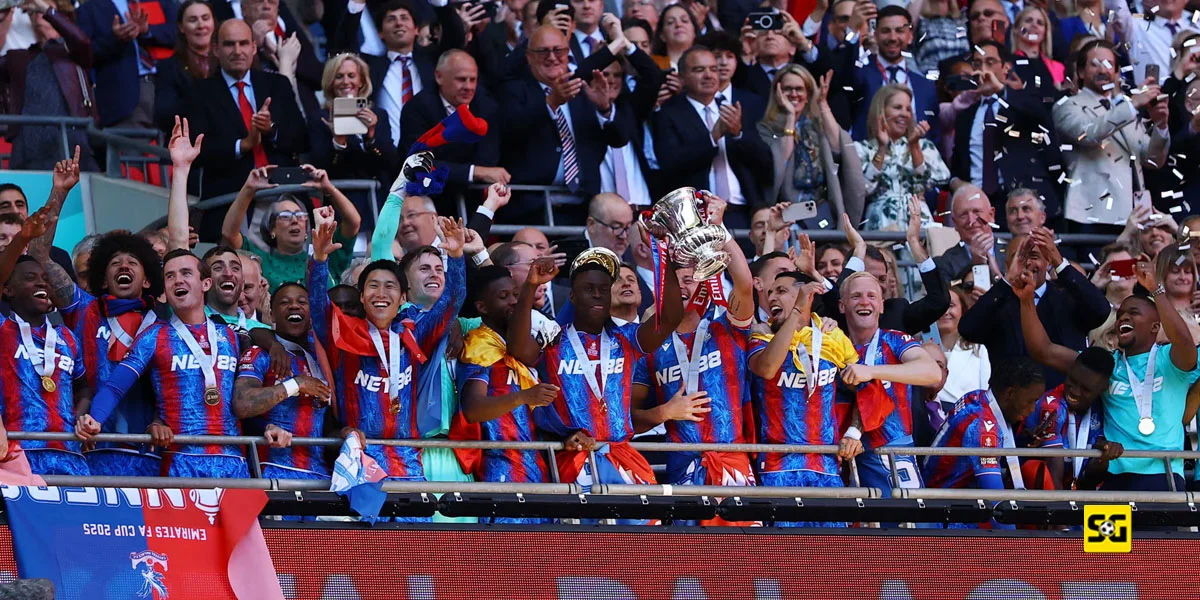 Perayaan Juara Crystal Palace