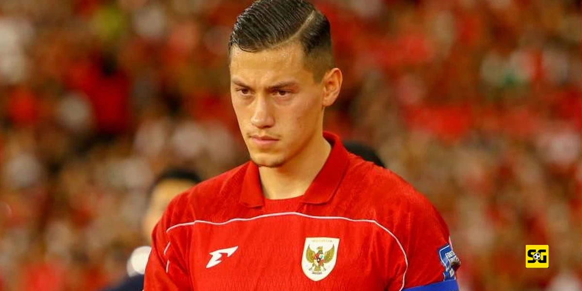 Perjalanan Karier Jay Idzes di Timnas Indonesia: Dari Pemain Naturalisasi, Hingga Jadi Kapten di Usia Muda!