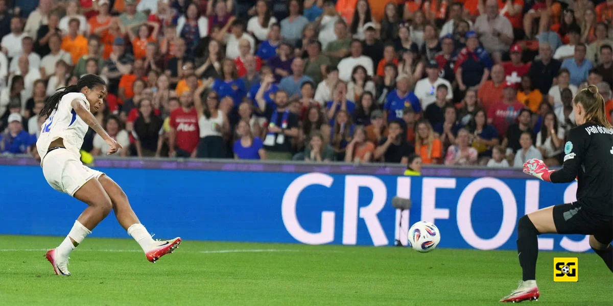 Momen Gol dari Marie-Antoinette Katoto