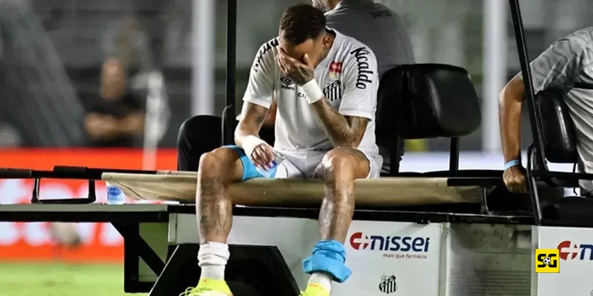 Neymar Cedera Lagi Saat Bertanding untuk Santos