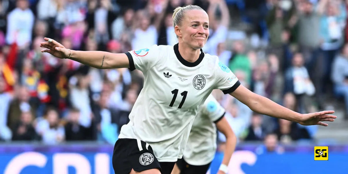 Momen Perayaan Gol dari Lea Schuller