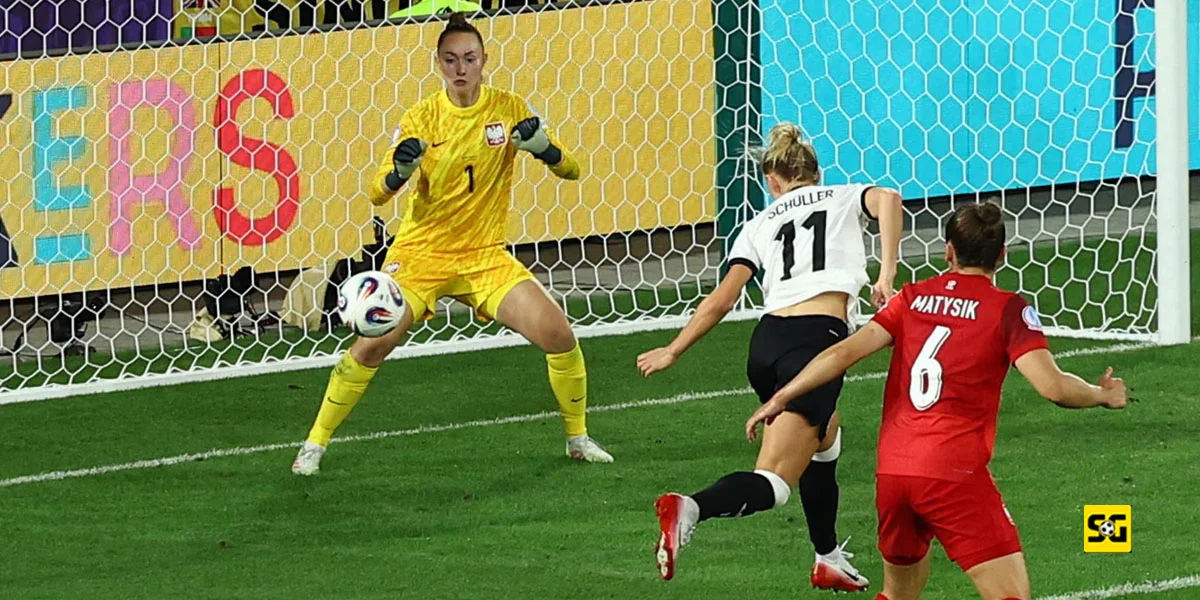 Momen Gol dari Lea Schuller
