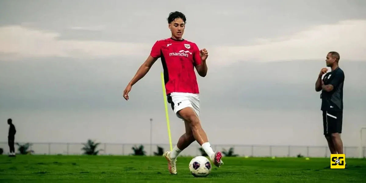 Penyerang Timnas Indonesia, Rafael Struick, Selangkah Lagi ke Bali United!