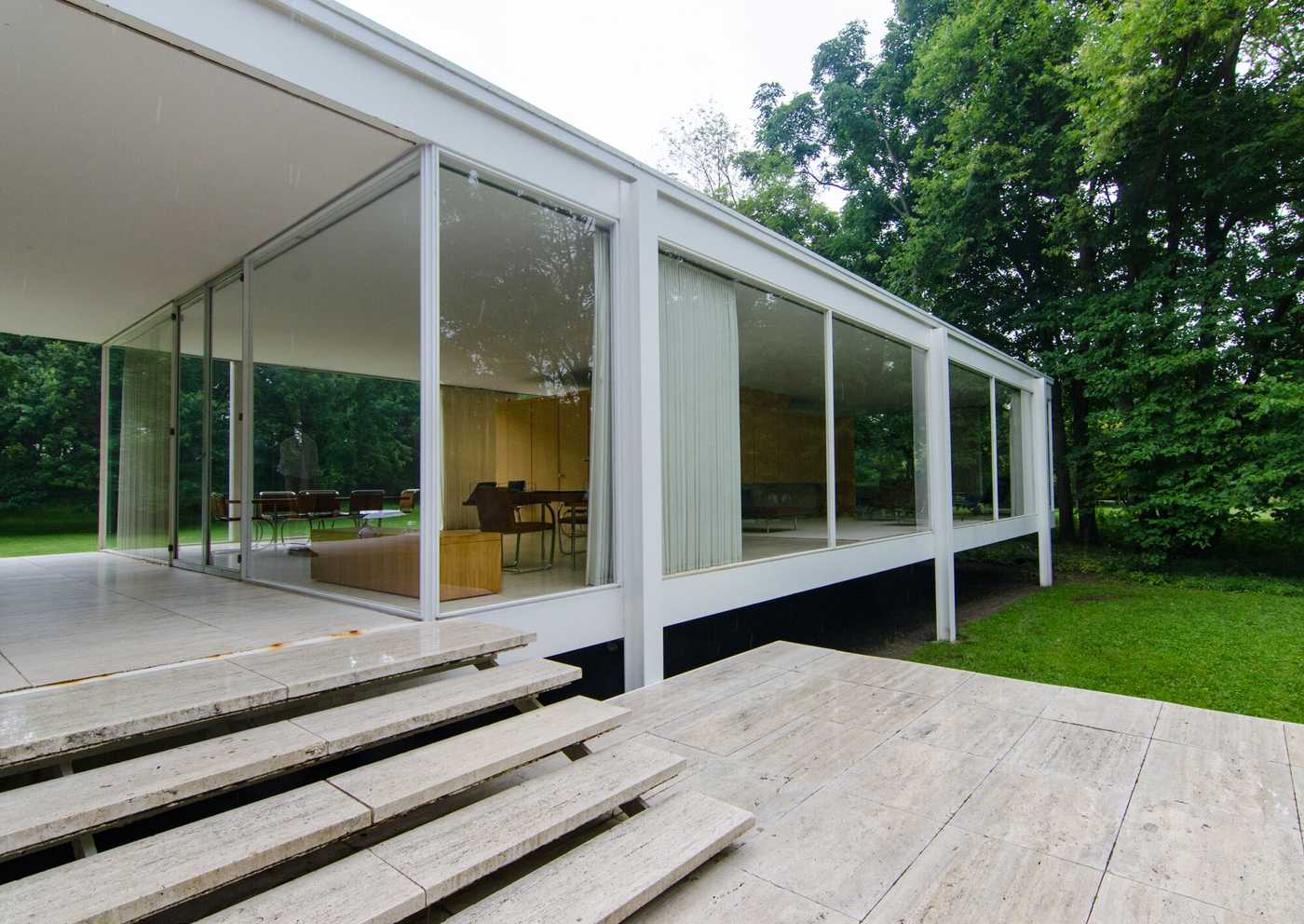 Farnsworth House