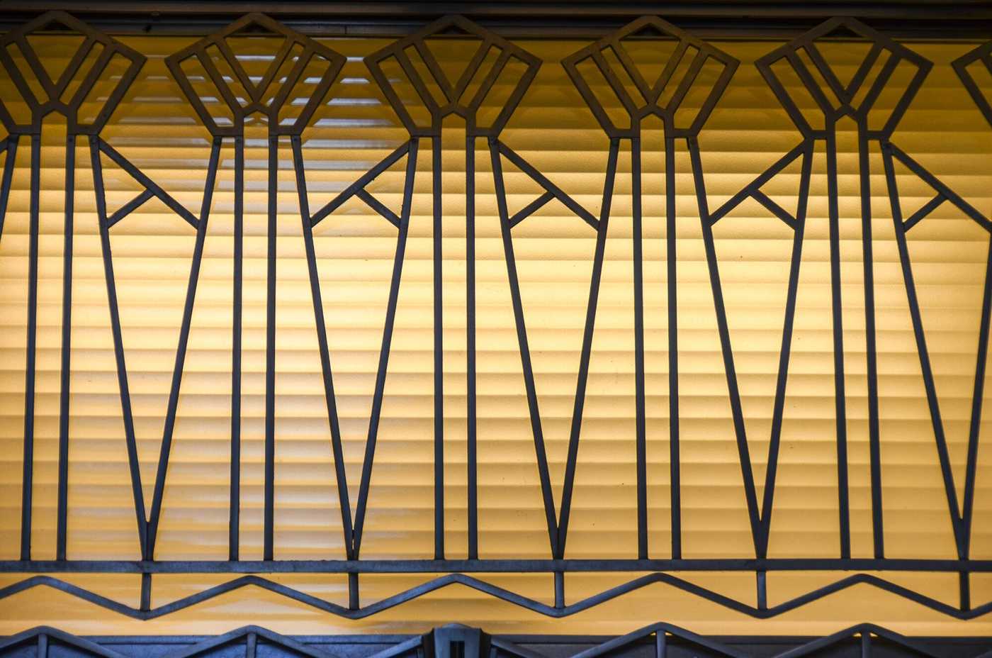 An interior photo of a light detail in the Chicago Board of Trade building.