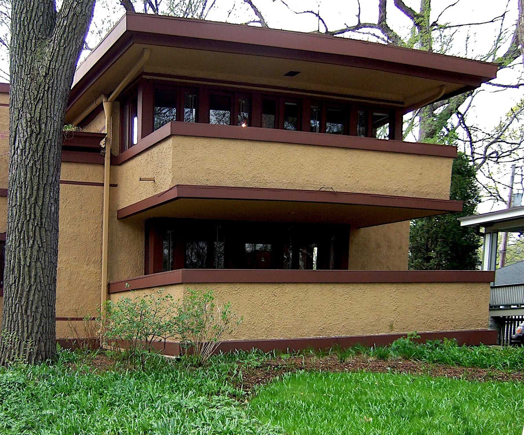 A photo of the Laura Gale residence.