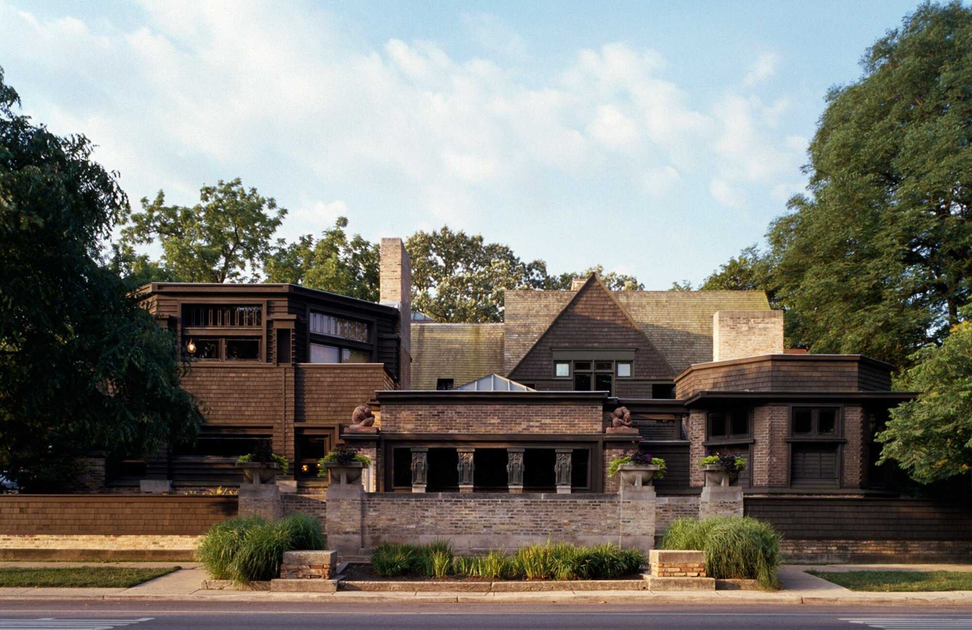 Frank Lloyd Wright Home & Studio