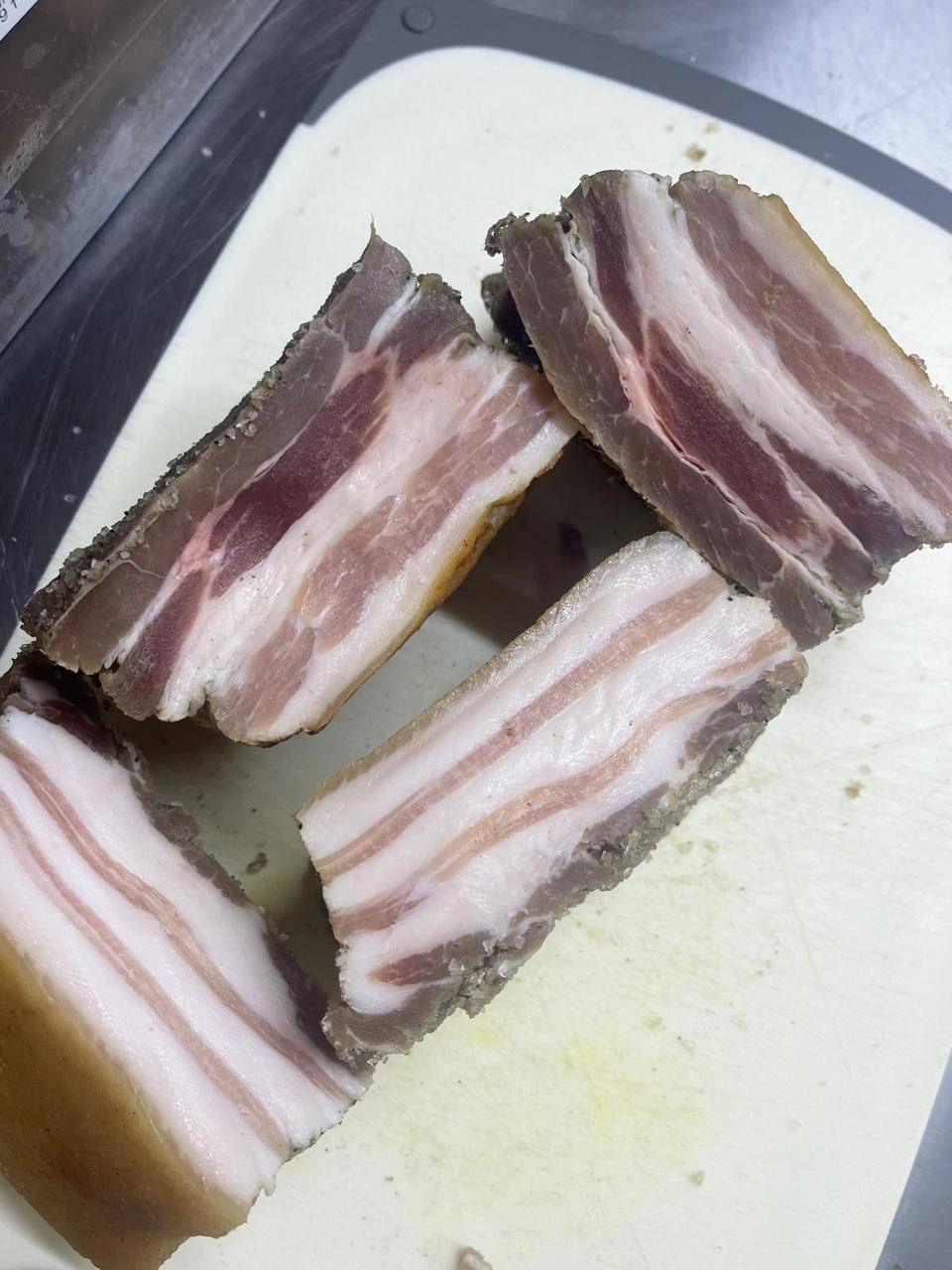 Salo with meat layers