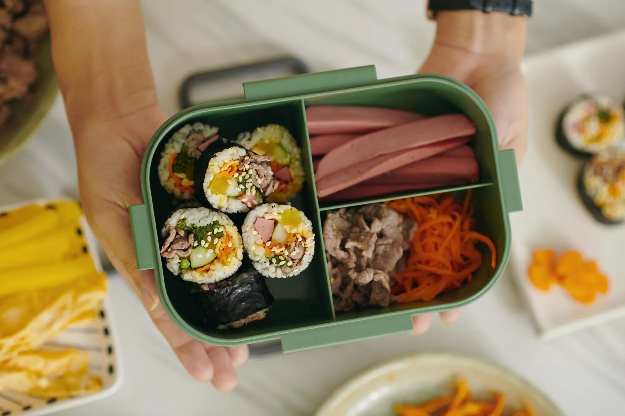 Idées de lunch box pour le travail : 12 formules pratiques — packing a lunch box