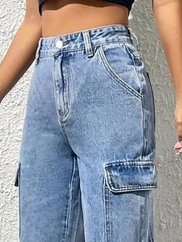 KOTTY Women's Solid High Rise Relaxed Fit Cargo Jeans thumbnail 5