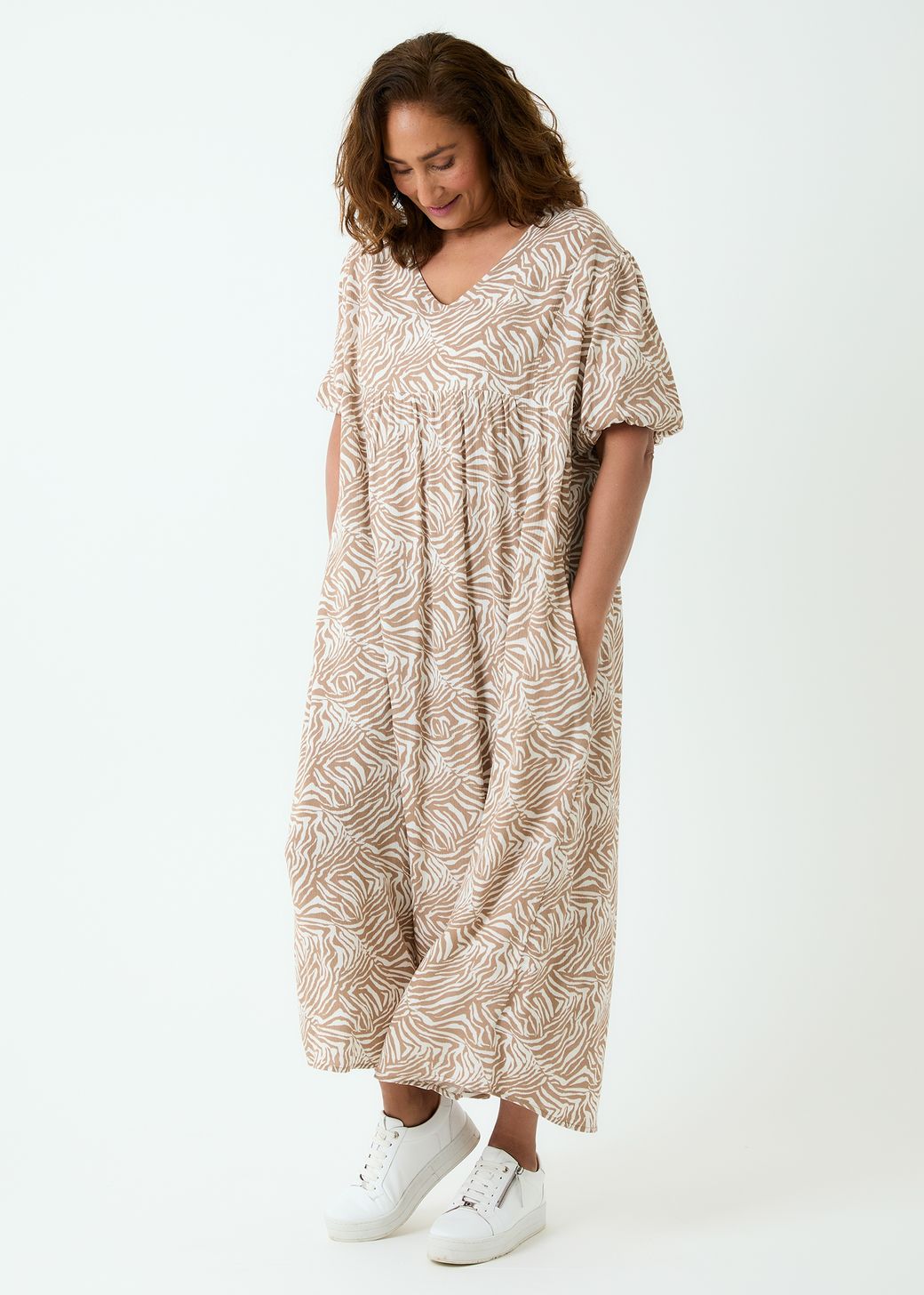 Mini Zebra Puff Sleeve Maxi Dress