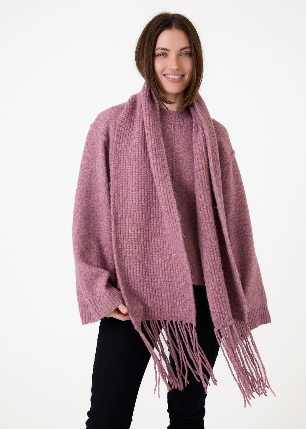 Chunky Tassel Scarf