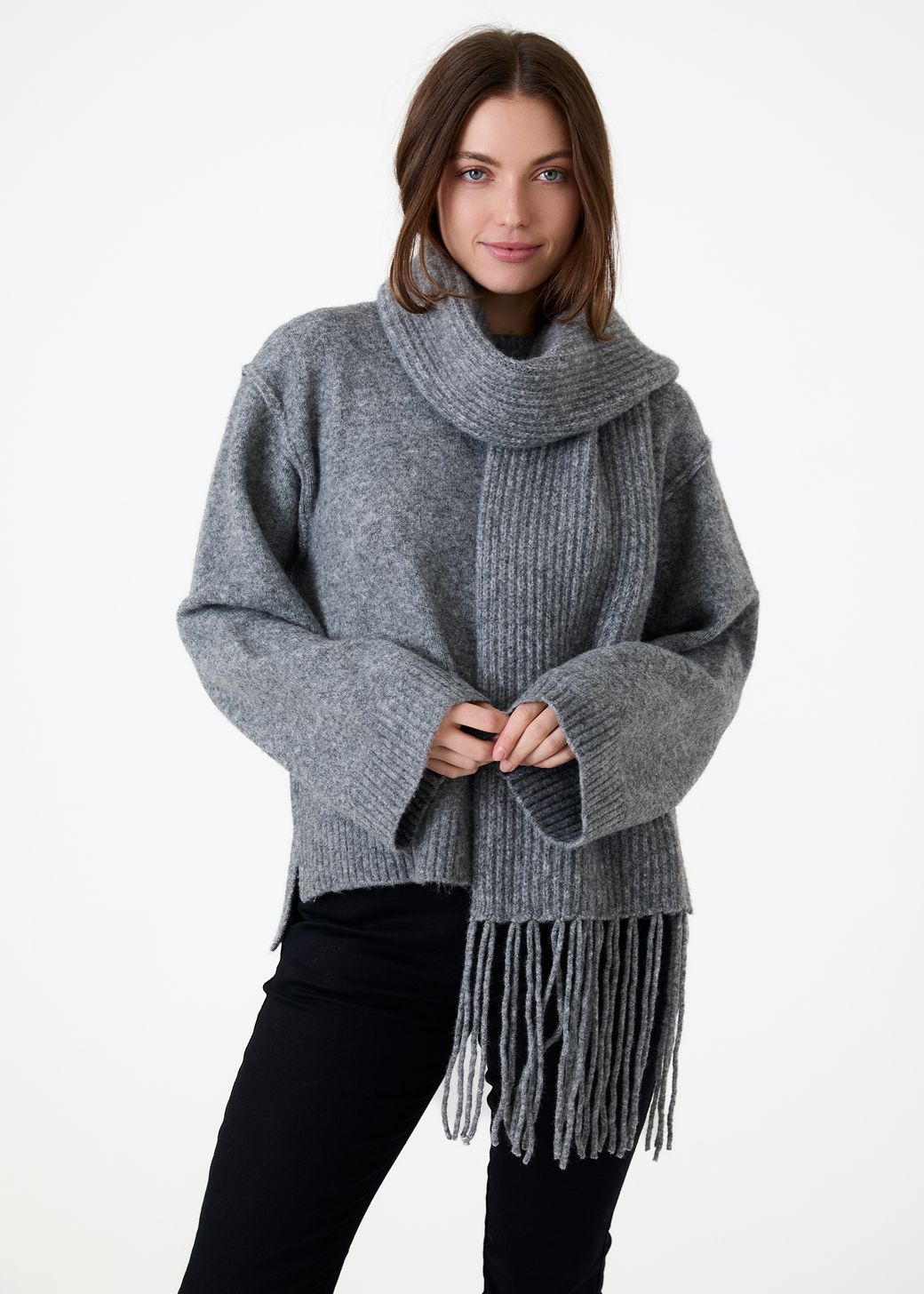 Chunky Tassel Scarf
