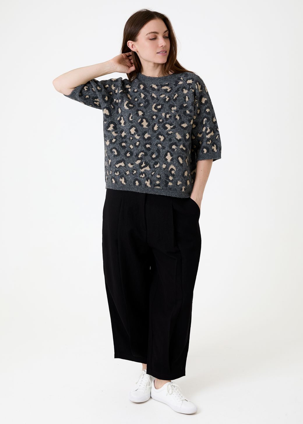 Leopard Jacquard Short Sleeve Raglan Jumper
