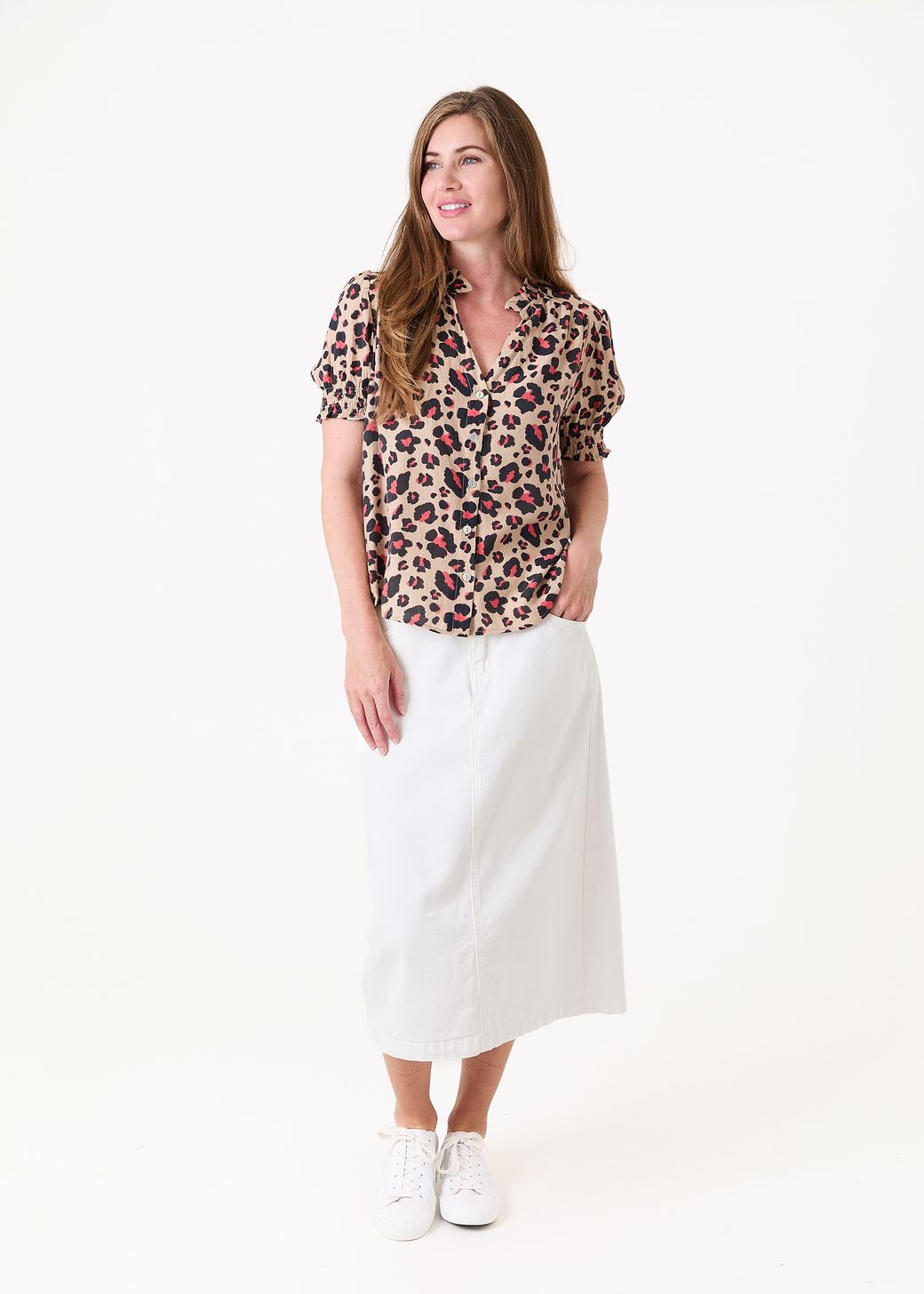 Leopard Smudge Frill Edge v Neck Blouse