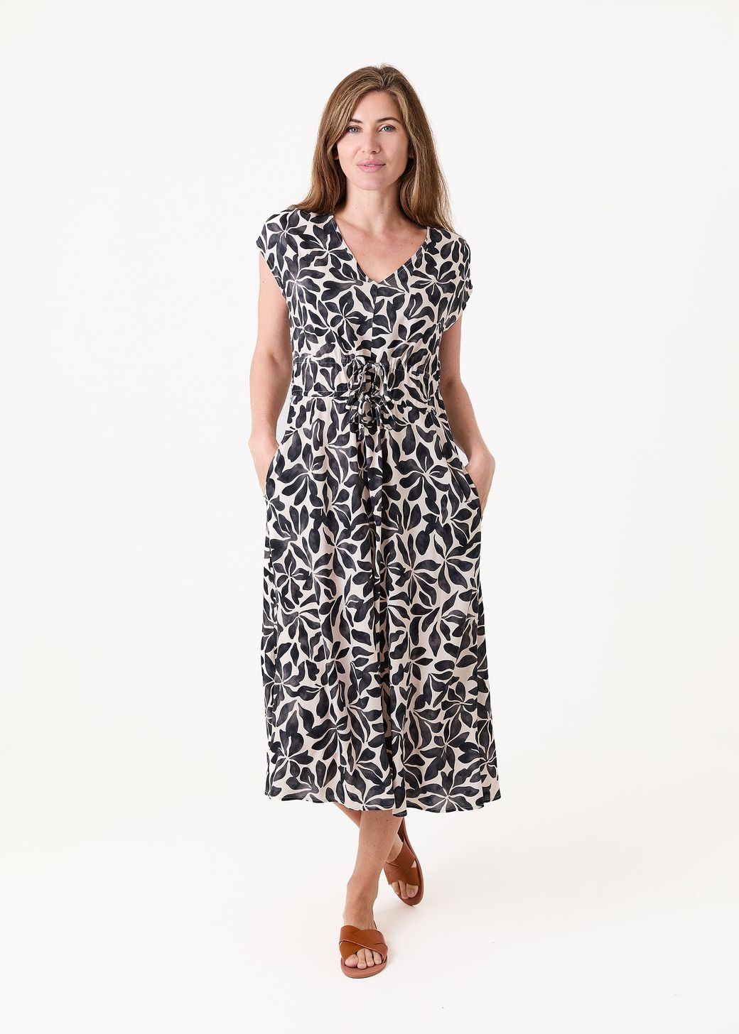 Mottled Mono Floral v Neck Drawstring Waist Dress
