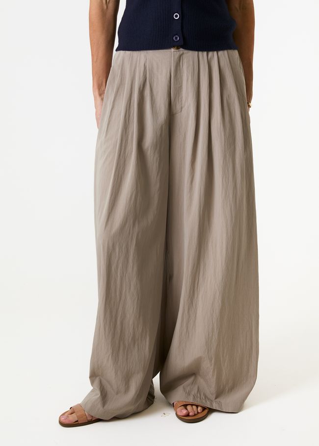 Wide Leg Pleated Palazzo Trousers - Mushroom - front view