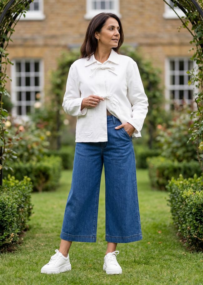 Cotton Twill Boxy Tie Front Collar Jacket - White - front view