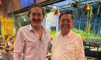 Ricardo La Volpe se suma al proyecto de escuelas de futbol en Vallarta