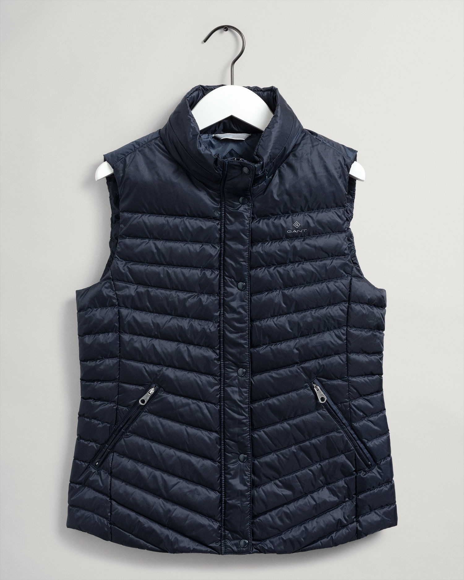 LIGHT DOWN GILET