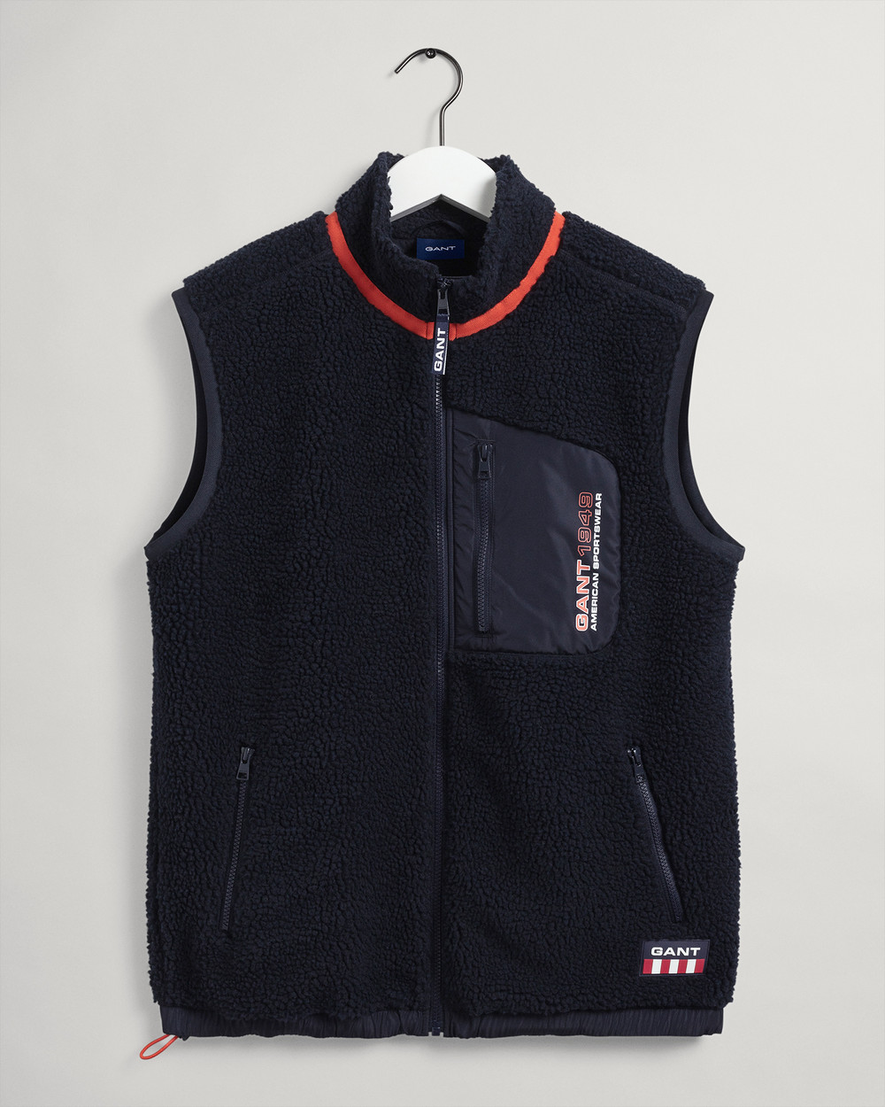 D2. SHERPA FLEECE VEST